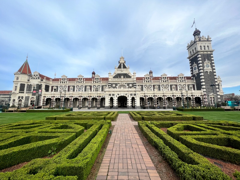 Dunedin Railway Station web 1