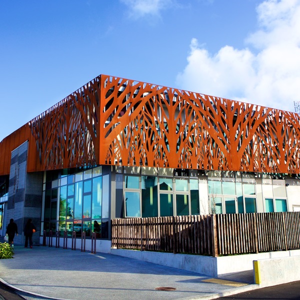 Ranui Library